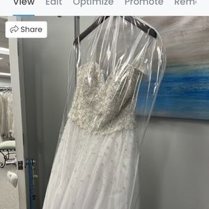 White gown strapless with belt